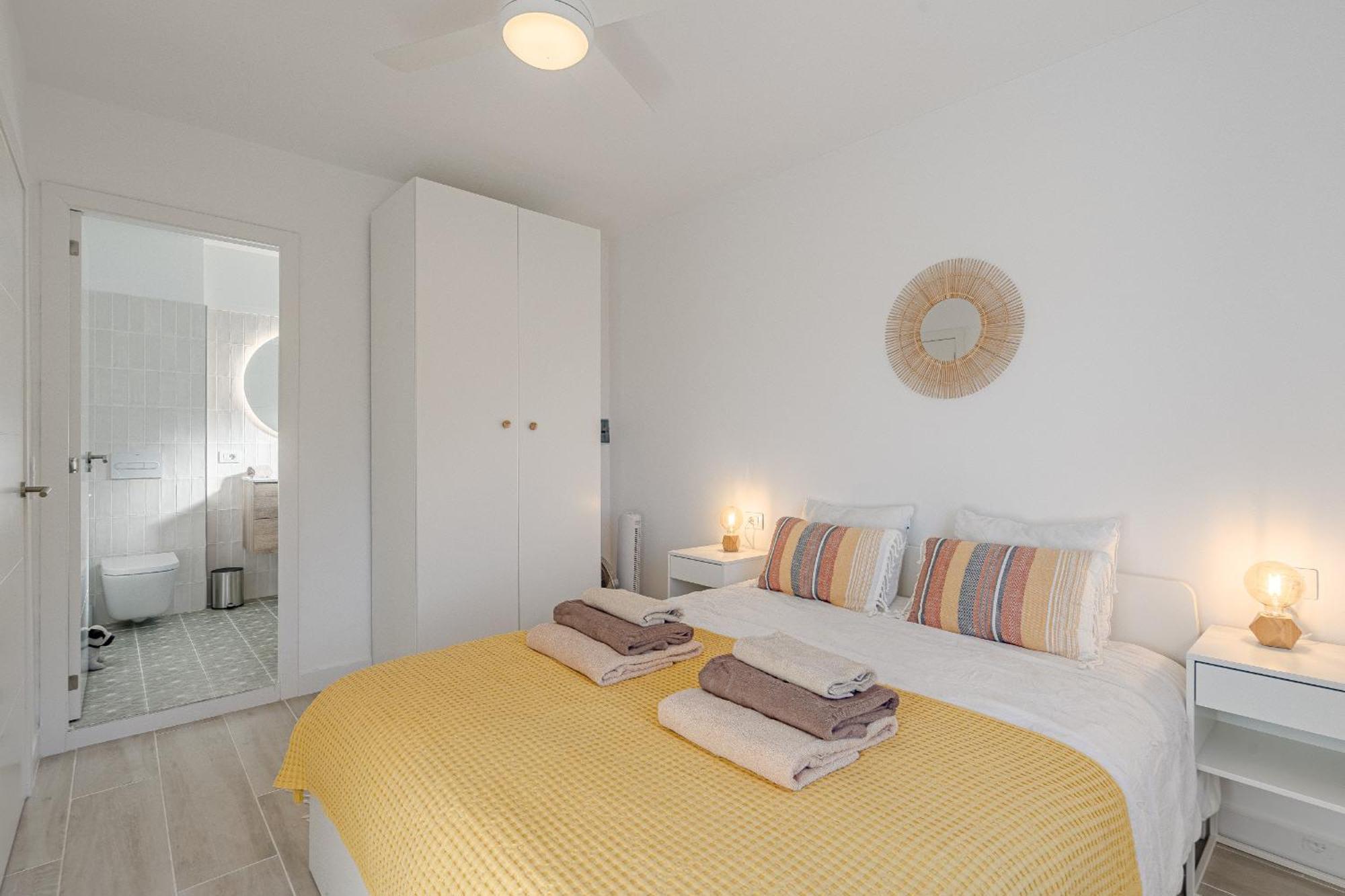 Cliff Haven Sea View Apartment - Adults Only Сантъяго-дель-Тейде Экстерьер фото